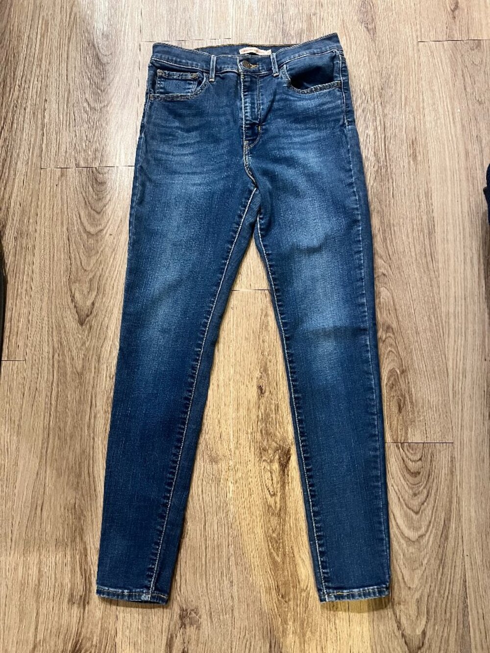 Levi's 720 High Rise Super Skinny Jeans